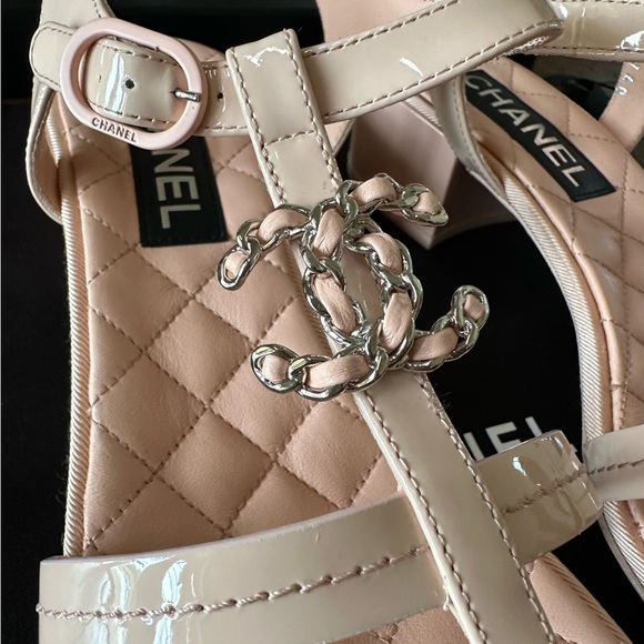 CHANEL Sandals - Picture 5 of 15